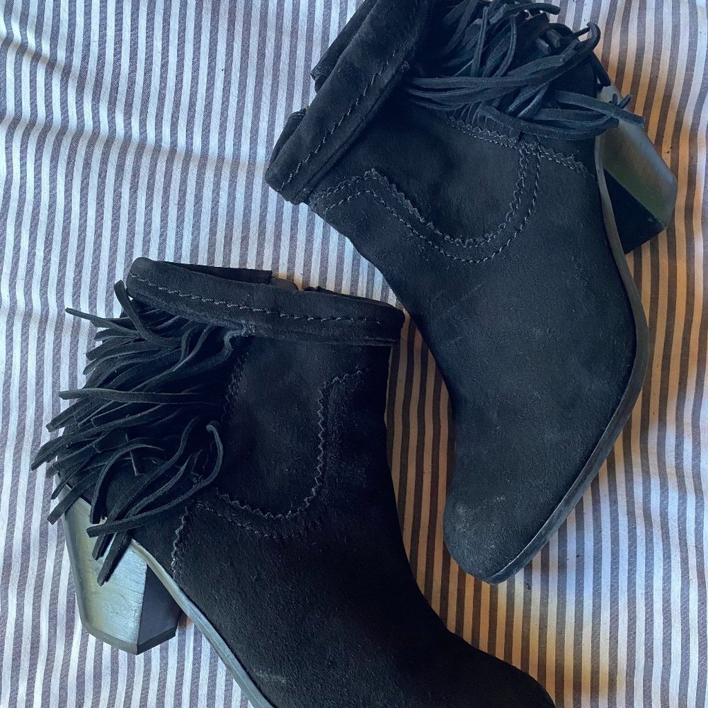 Sam Edelman black bootie Size 9